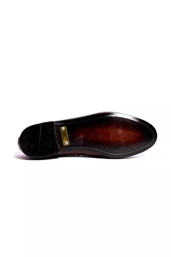 Tan  solid Juttis