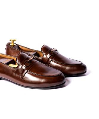 Brown solid loafers 2