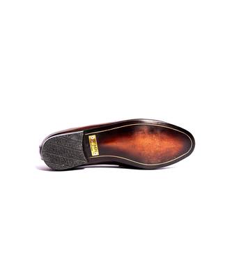 Brown solid loafers 5