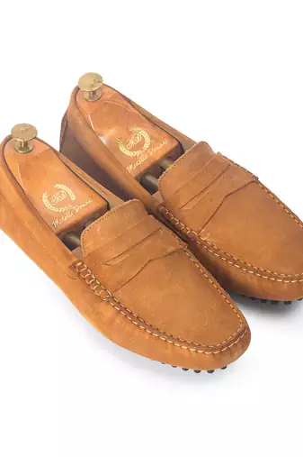 Tan solid leather loafers