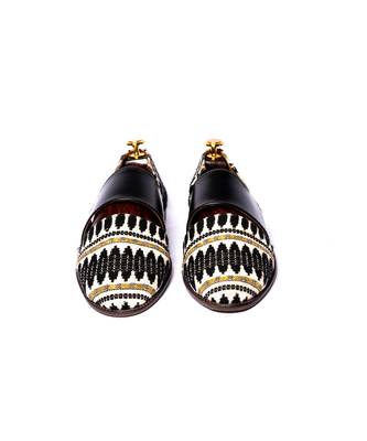 Black woven sandals 3