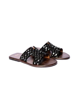 Black woven flats 1