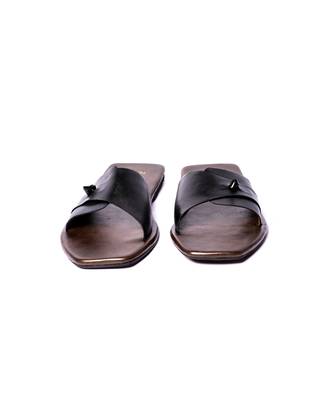 Black solid flats 3