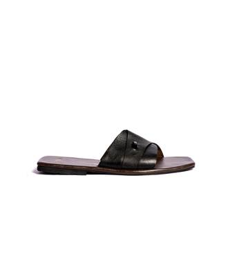 Black solid flats 4