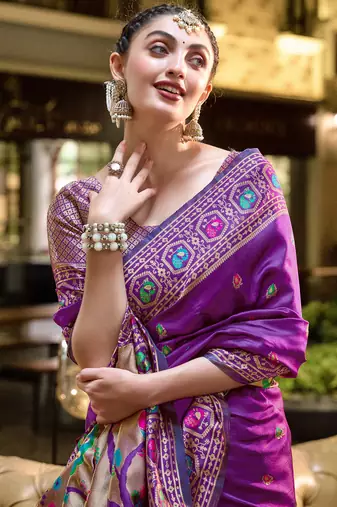 Purple floral butti silk blend zari weaving paithani saree