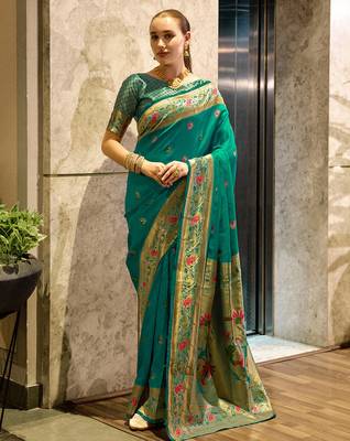 Green peacock butti silk blend zari weaving paithani saree 1