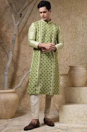 Green embroidered viscose kurta pajama