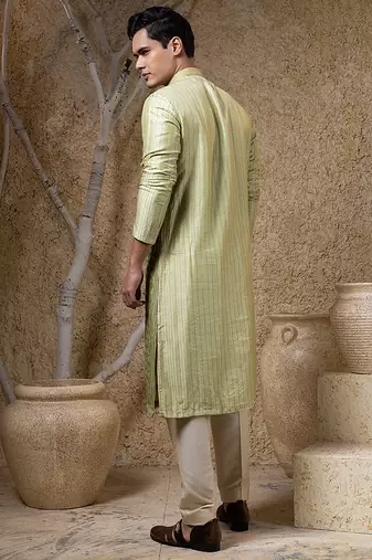 Green embroidered viscose kurta pajama