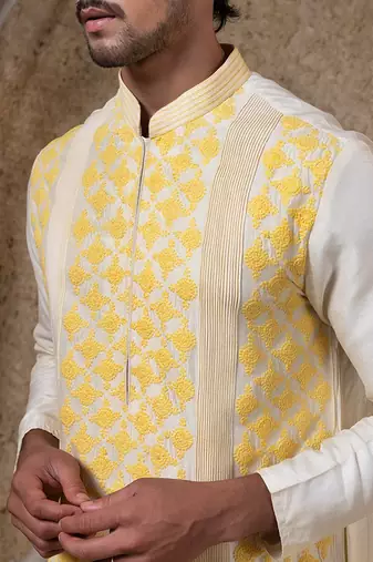 Yellow embroidered viscose kurta pajama
