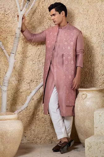 Pink embroidered viscose jacket paired with kurta & pant