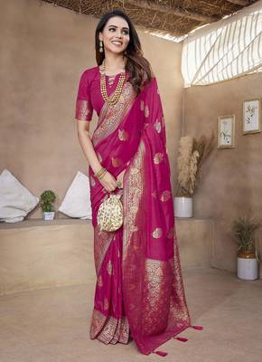 Hot pink butta zari jacquard silk blend paithani saree 4