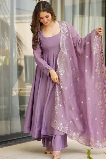 Onion color smart and ethnic readymade kurta set for casual and formal looks