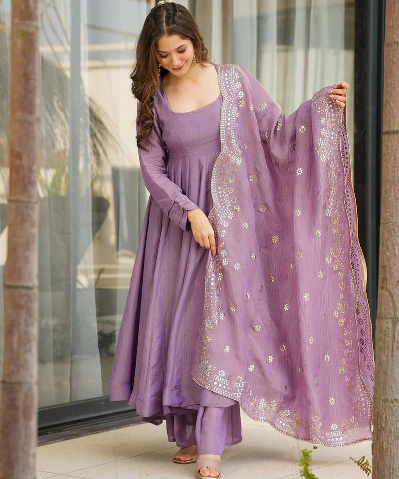Onion color smart and ethnic readymade kurta set for casual and formal looks