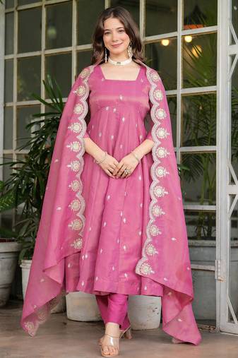 Pink color smart and ethnic readymade kurta set for casual and formal looks