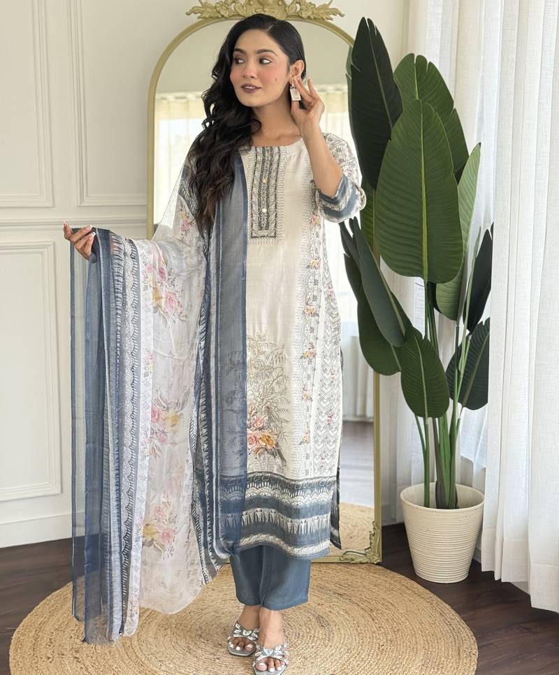 Off white color smart and ethnic readymade kurta set for casual and formal looks