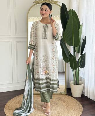 Off white color smart and readymade kurta set for and formal looks 1