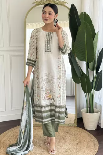 Off white color smart and ethnic readymade kurta set for casual and formal looks