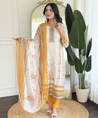 Off white color smart and readymade kurta set for and formal looks 1