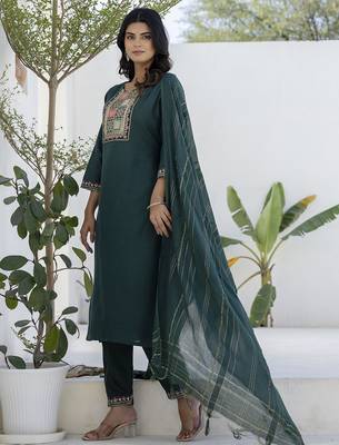 Green color cotton blend readymade kurta set for girls' festive looks 4