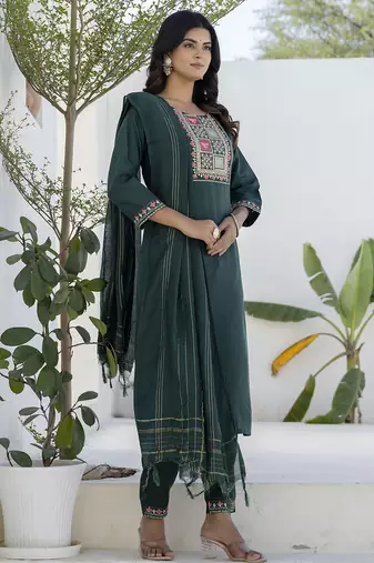 Green color cotton blend readymade kurta set for girls' festive looks