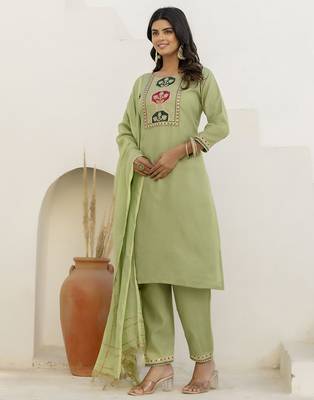 Pista color cotton blend readymade kurta set for girls' festive looks 4
