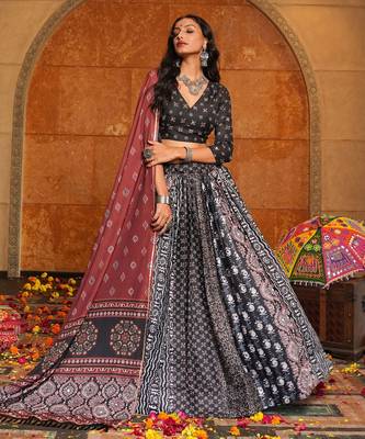 Black Ethnic Crepe lehenga choli 4