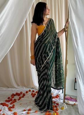 Dark green chiffon saree in leheriya with foil border work 2