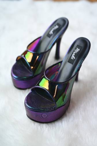 Holographic high platform slides.