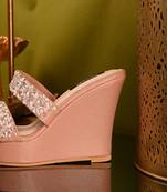 Peach nude wedges with beadwork