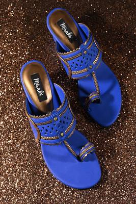 Matt royal blue kolhapuri with antique gold detailings 4