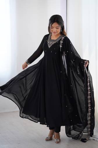 Black Flowy Kurti Set with Dupatta