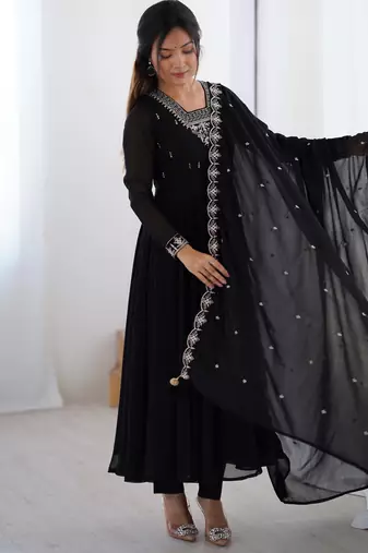 Black Flowy Kurti Set with Dupatta