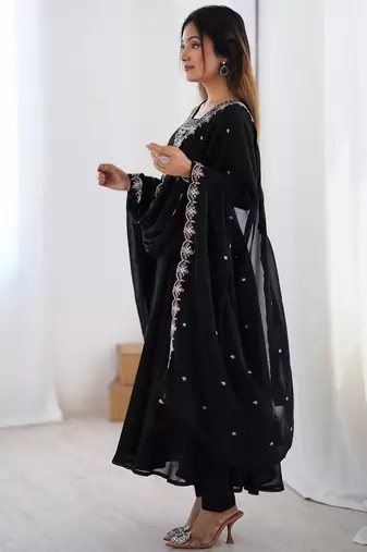 Black Flowy Kurti Set with Dupatta