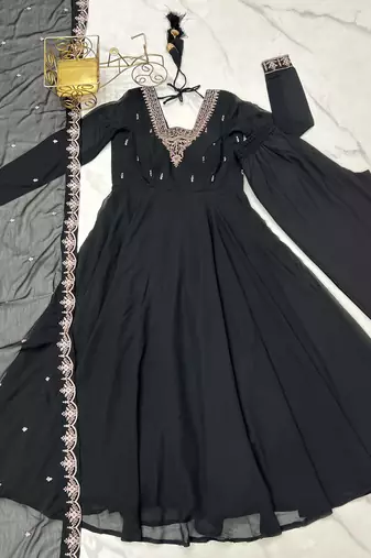 Black Flowy Kurti Set with Dupatta