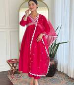 Pink embroidery chanderi silk aaliya cut kurta set with organza dupatta for women