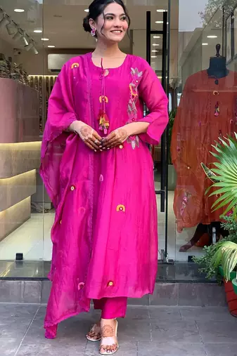 Rani pink floral embroidery chanderi silk a line kurta pant set with embroidery chanderi dupatta