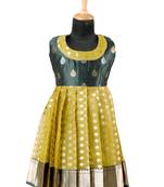 Girls parrot green sevandhi pattu pavadai frocks