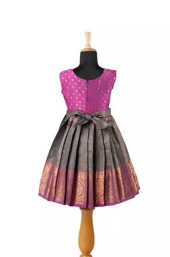 Girls grey senkandhal pattu pavadai frocks