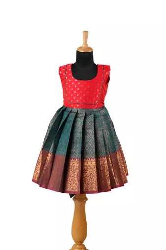 Girls ramar green senkandhal  pattu pavadai frocks