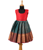 Girls ramar green senkandhal  pattu pavadai frocks