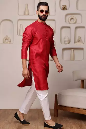 Men red embroidered kurta in cotton blend with sequin accents