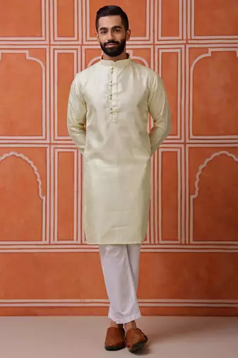 Men green kurta in cotton blend with vertical sequin embroidery