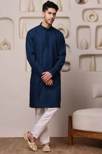 Men blue cotton blend kurta with vertical sequin embroidery