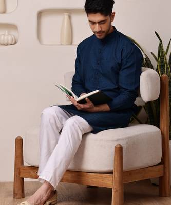 Men blue cotton blend kurta with vertical sequin embroidery 4