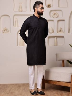 Men black embroidered kurta in cotton blend with sequin dots 4