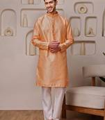 Men peach feather-soft kurta in georgette with minimal look