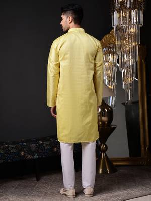 Men yellow jacquard with embroidered silk blend kurta with mirror embellishment 2