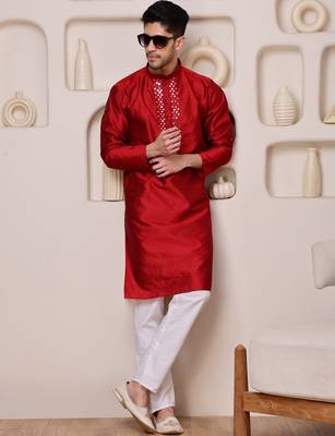 Men red jacquard with embroidered silk blend kurta with mirror embellishment 4