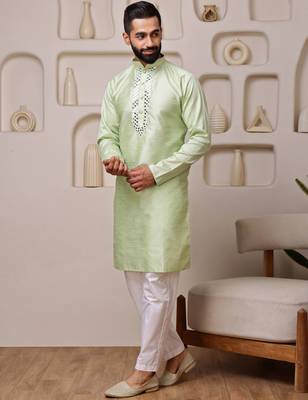 Men green jacquard with embroidered silk blend kurta with mirror embellishment 2