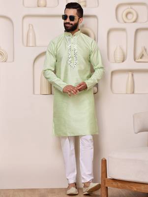 Men green jacquard with embroidered silk blend kurta with mirror embellishment 4